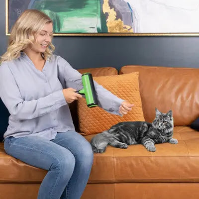 Brosse anti poil | PoilStop™ CatLoversBoutique.com